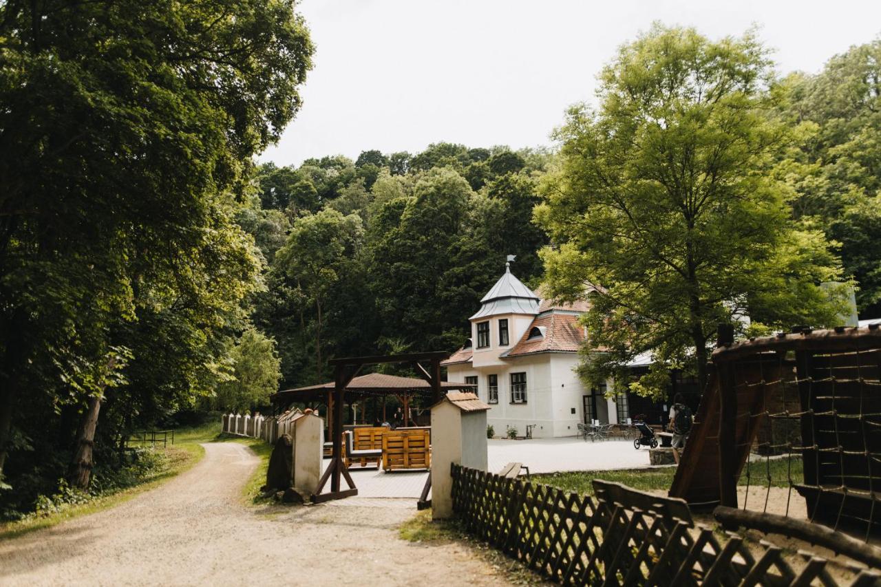 Spaleny Mlyn V Narodnim Parku Podyji Hotell Znojmo Exteriör bild